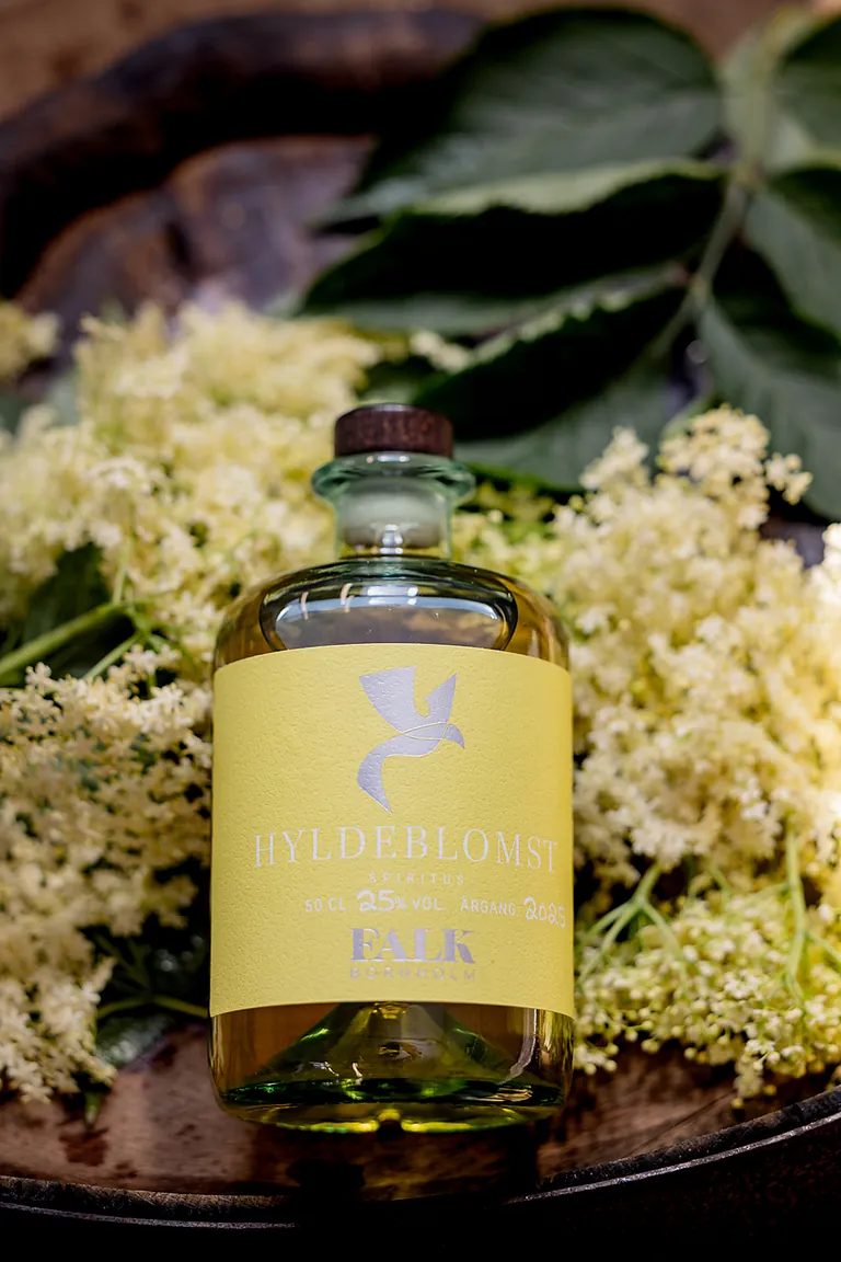 Hyldeblomstlikør fra FALK Bornholm