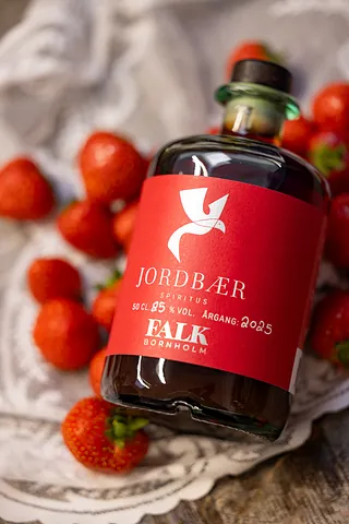 jordbær likør fra FALK Bornholm