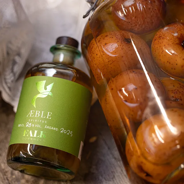 æblielikør fra FALK Bornholm