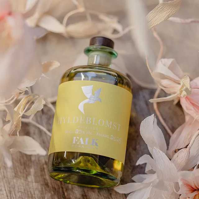 Hyldeblomstlikør fra FALK Bornholm